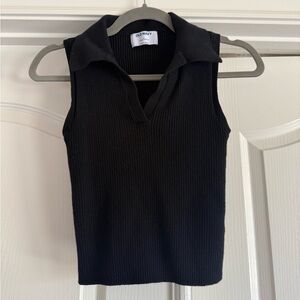 Old Navy Women's Black Sleeveless collared Top
